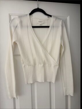 Pinque Women's Cream Wrap V-Neck Sweater